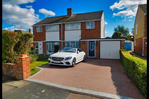 28 Barnsfield Crescent, Totton, Southampton, SO40 8BW