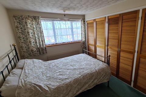 28 Barnsfield Crescent, Totton, Southampton, SO40 8BW