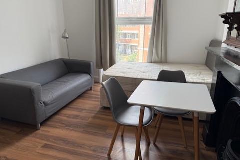 Studio to rent, Camden Park Road, Camden, London, NW1