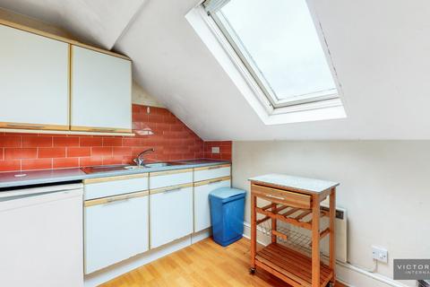 1 bedroom apartment to rent, Camden Road, Islington, London, N7