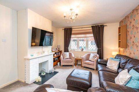 1 Lysander Close, Bovingdon, Hemel Hempstead, HP3 0RY