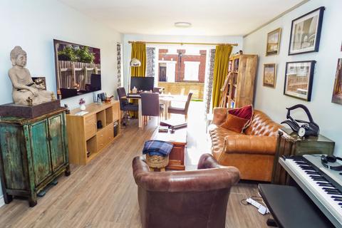 7 Bittern Close, Dunston, Gateshead, NE11 9FF