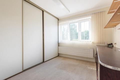 12a Stanley Avenue, Beckenham, BR3 6PX