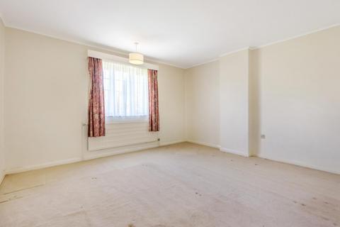 12a Stanley Avenue, Beckenham, BR3 6PX