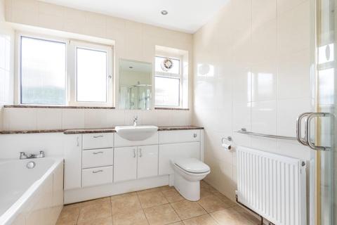 12a Stanley Avenue, Beckenham, BR3 6PX