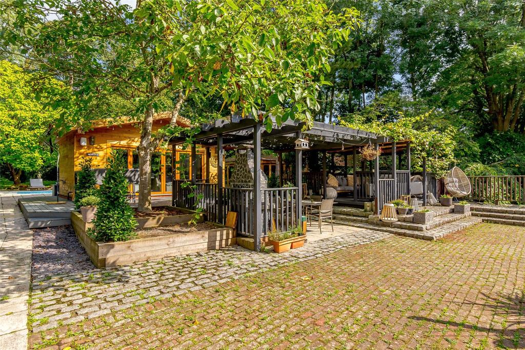 Outside Dining