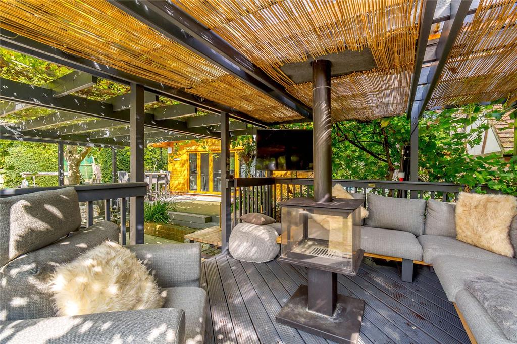 Outside Dining