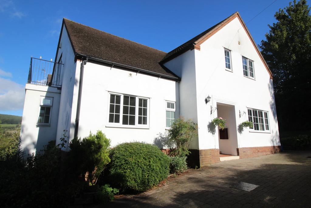 Highfield Road, Monmouth, NP25 5 bed house £2,500 pcm (£577 pw)