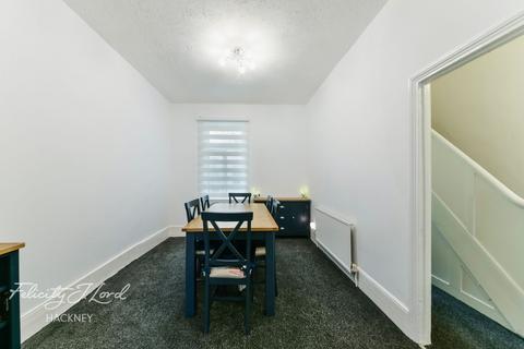115 Clifden Road, London, E5 0LW