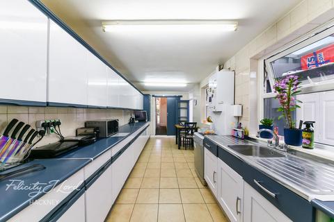 115 Clifden Road, London, E5 0LW