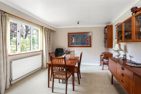 1 Fairfax Close, Winchester, SO22 4LP