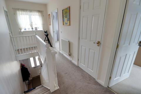 44 The Spinney, Grange Park, Northampton, NN4 5BT