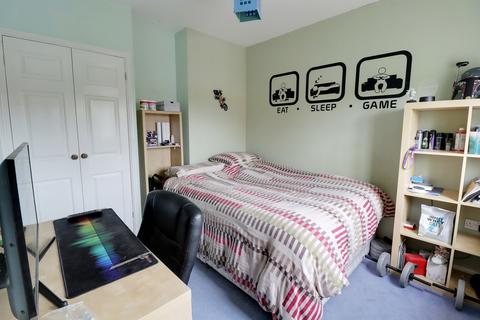 44 The Spinney, Grange Park, Northampton, NN4 5BT
