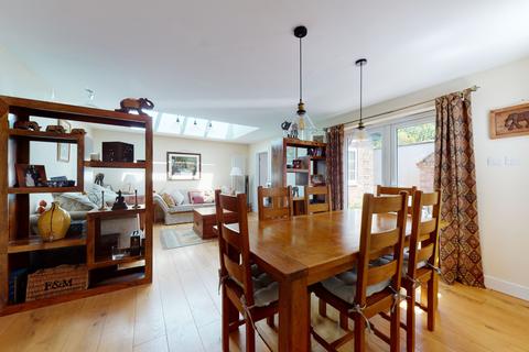 Chance Cottage Dover Road, Guston, Dover, CT15 5EW