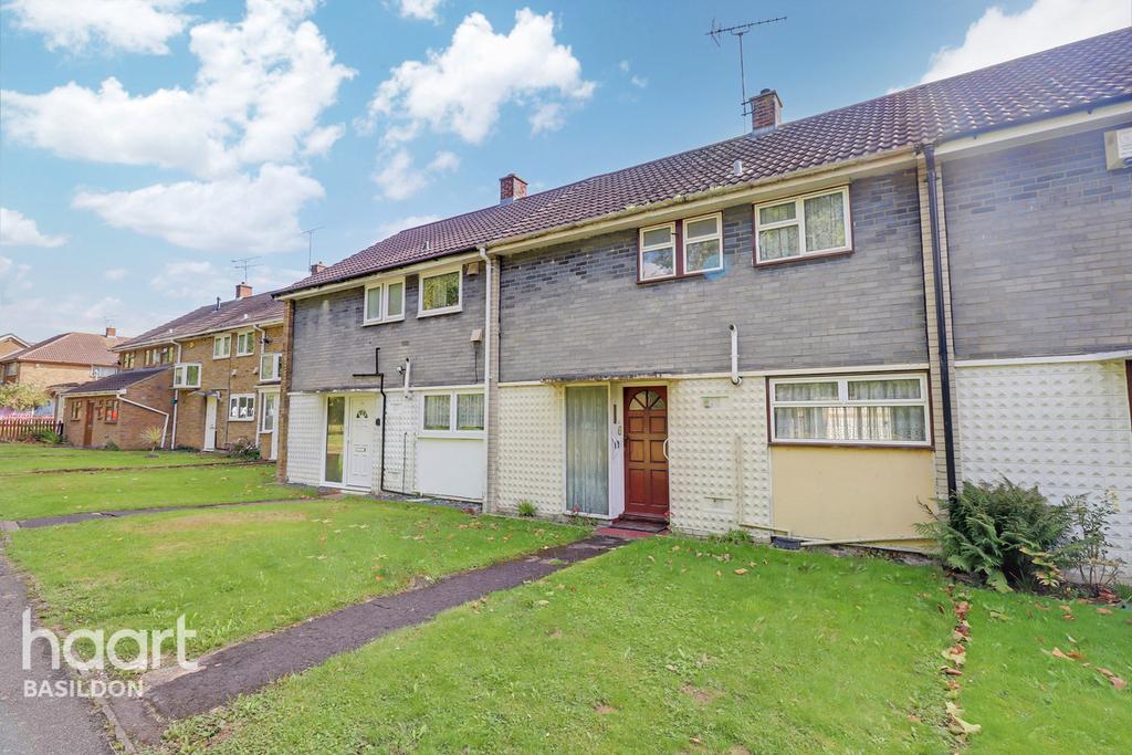 Pin Mill, Basildon 3 bed terraced house £275,000