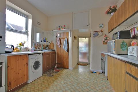 93 Avenue Road, Southampton, SO14 6BD