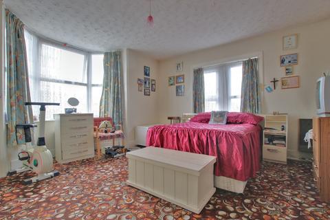 93 Avenue Road, Southampton, SO14 6BD