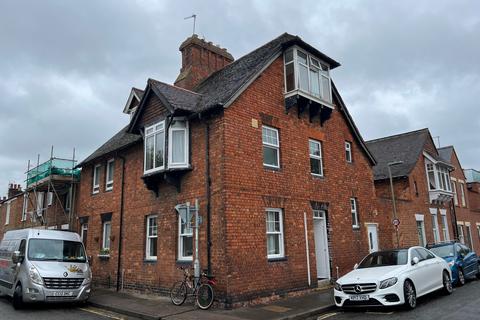 6 bedroom end of terrace house to rent, Canal Street, Oxford, Oxfordshire, OX2