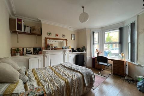 4 bedroom terraced house to rent, St. Marys Road, Oxford, Oxfordshire, OX4