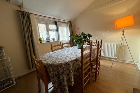 4 bedroom terraced house to rent, St. Marys Road, Oxford, Oxfordshire, OX4
