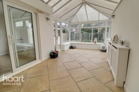 9 Cleveland Road, Armthorpe, Doncaster, DN3 3DU