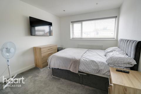 9 Cleveland Road, Armthorpe, Doncaster, DN3 3DU