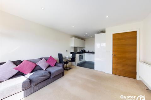 19, Henry Court Unwin Way, Stanmore, HA7 1FG