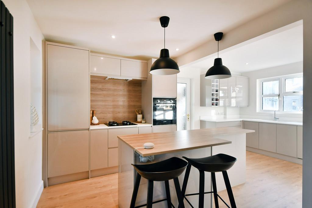 Kitchen breakfast room