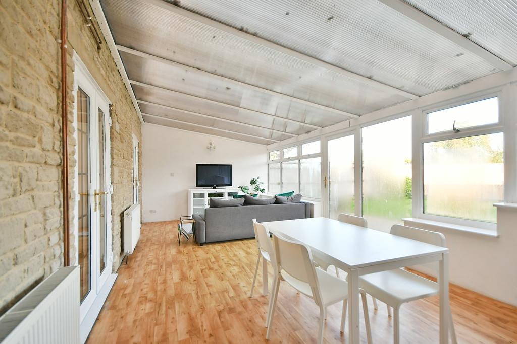 Conservatory dining room