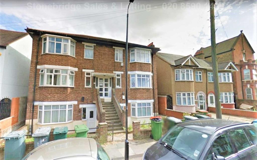 Clova Road, Forest Gate, E7 2 bed flat £285,000