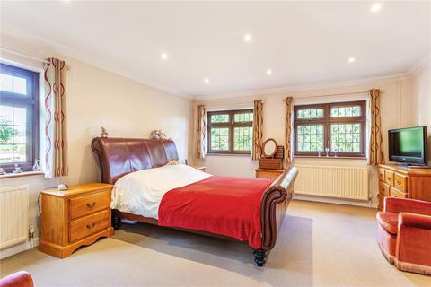 11 Crouchfields Lane, Chapmore End, Ware, SG12 0GD