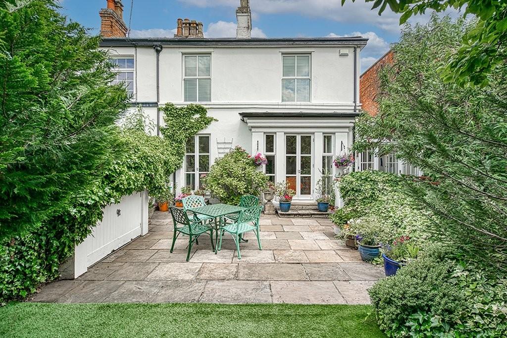The Groves, Chester 5 bed semidetached house £1,425,000