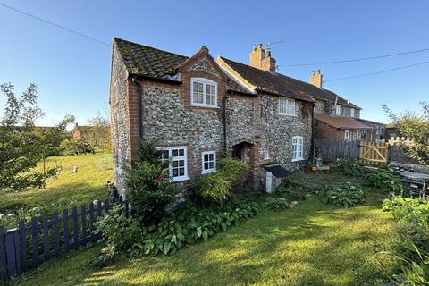 2 bedroom cottage for sale, High Street, Wells-next-the-Sea NR23