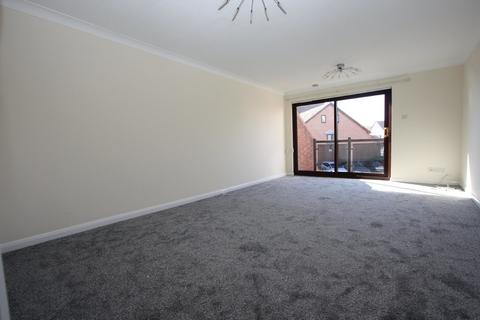 3 bedroom townhouse to rent, Kelsey Head, Portsmouth PO6