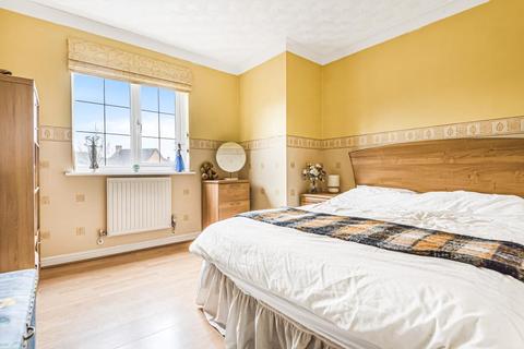 9 Arley Close, Swindon, SN25 4TP