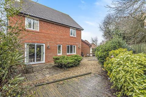 9 Arley Close, Swindon, SN25 4TP