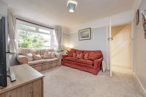 98 Westleigh Avenue, Coulsdon, CR5 3AB