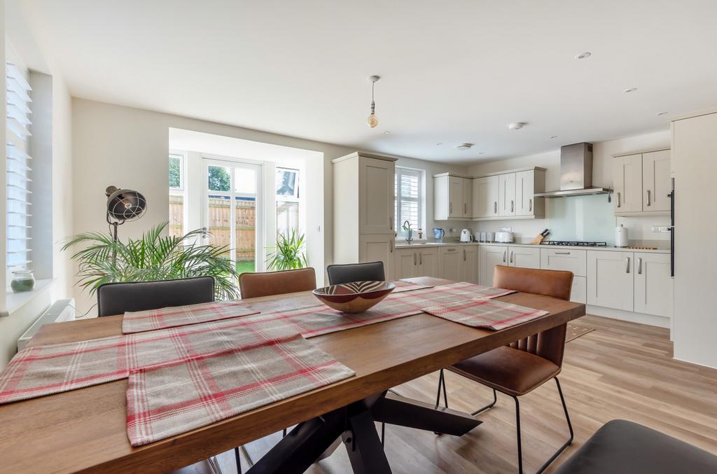 Brook Square, Tail Mill, Merriott, Somerset, TA16 4 bed detached house