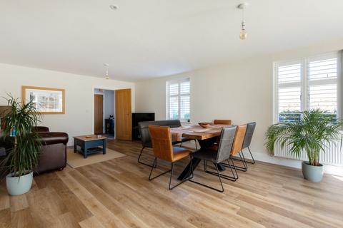 1 Brook Square, Merriott, TA16 5AD