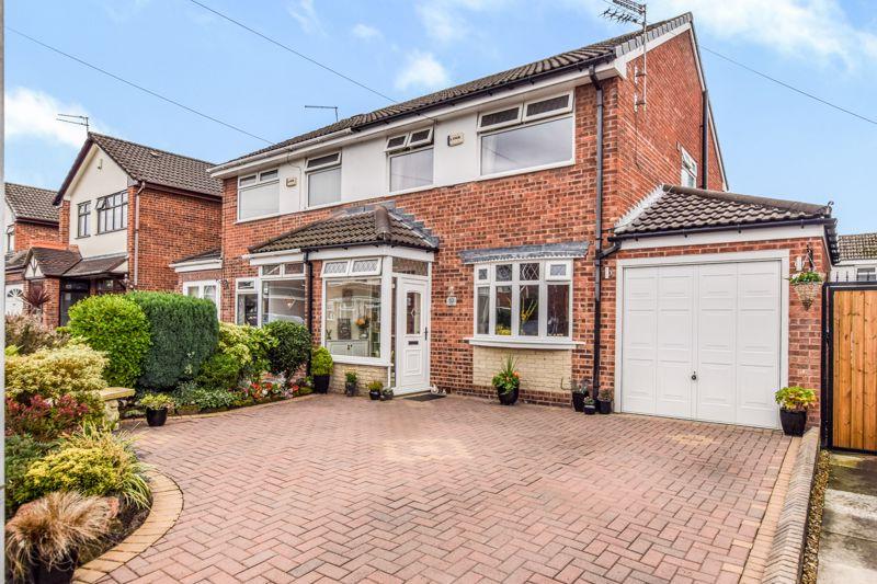 Hill View, Widnes 3 bed semidetached house £250,000
