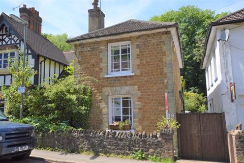 76 Brighton Road, Godalming, GU7 1NX