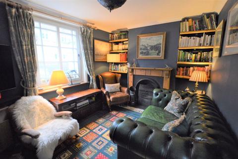 76 Brighton Road, Godalming, GU7 1NX