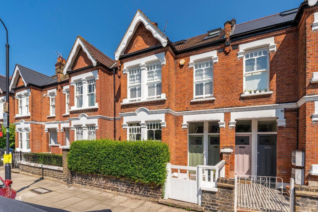 Jeddo Road, London, W12 9EB 2 bed flat £730,000