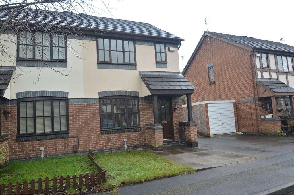 Gateacre Walk, Manchester, M23 2 bed semidetached house £950 pcm (£