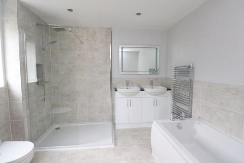 8 Yew Tree Close, Silsoe, Bedford, MK45 4EQ