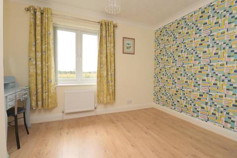 8 Yew Tree Close, Silsoe, Bedford, MK45 4EQ