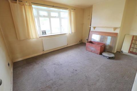 15 Eastfield Close, Luton, LU2 8DY