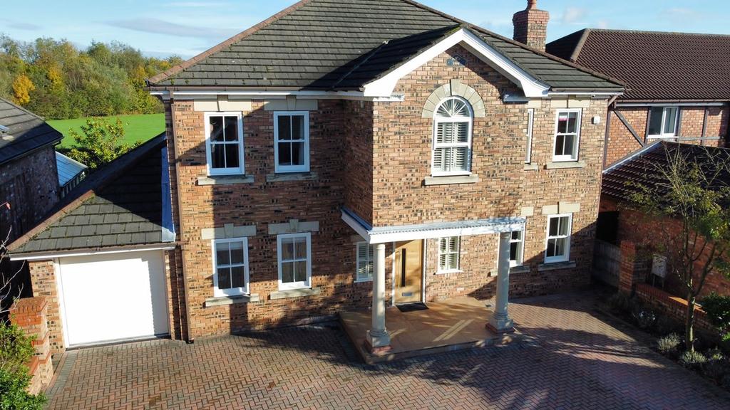 Ashberry Drive, Appleton Thorn... 4 bed detached house £795,000