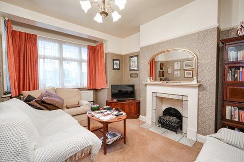 7 Park Drive, London, W3 8ND