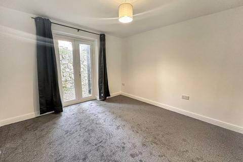 1 bedroom flat to rent, West Wycombe Road, High Wycombe, HP12